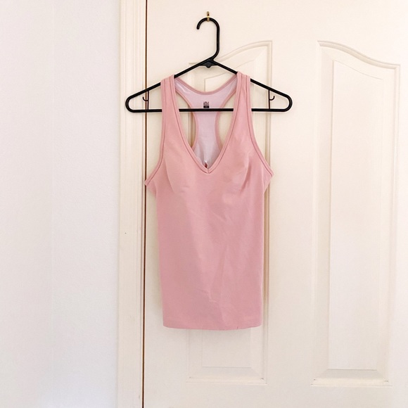 Victoria's Secret Tops - Victoria’s Secret X Sport Pink Tank W/ Bra